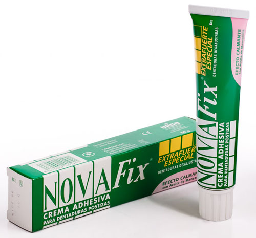 ADHESIVO PROTESIS DENTAL novafix extra fuerte aceite de manzanilla (50 g)