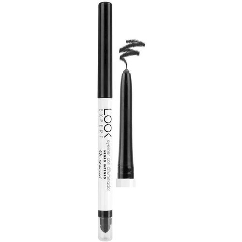 Eyeliner con difuminador beter  negro intenso
